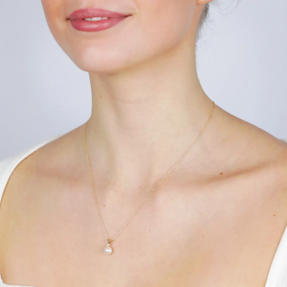 10ct Yellow Gold 7-8MM Fresh Water Pearl with Diamond Pendant Shiels