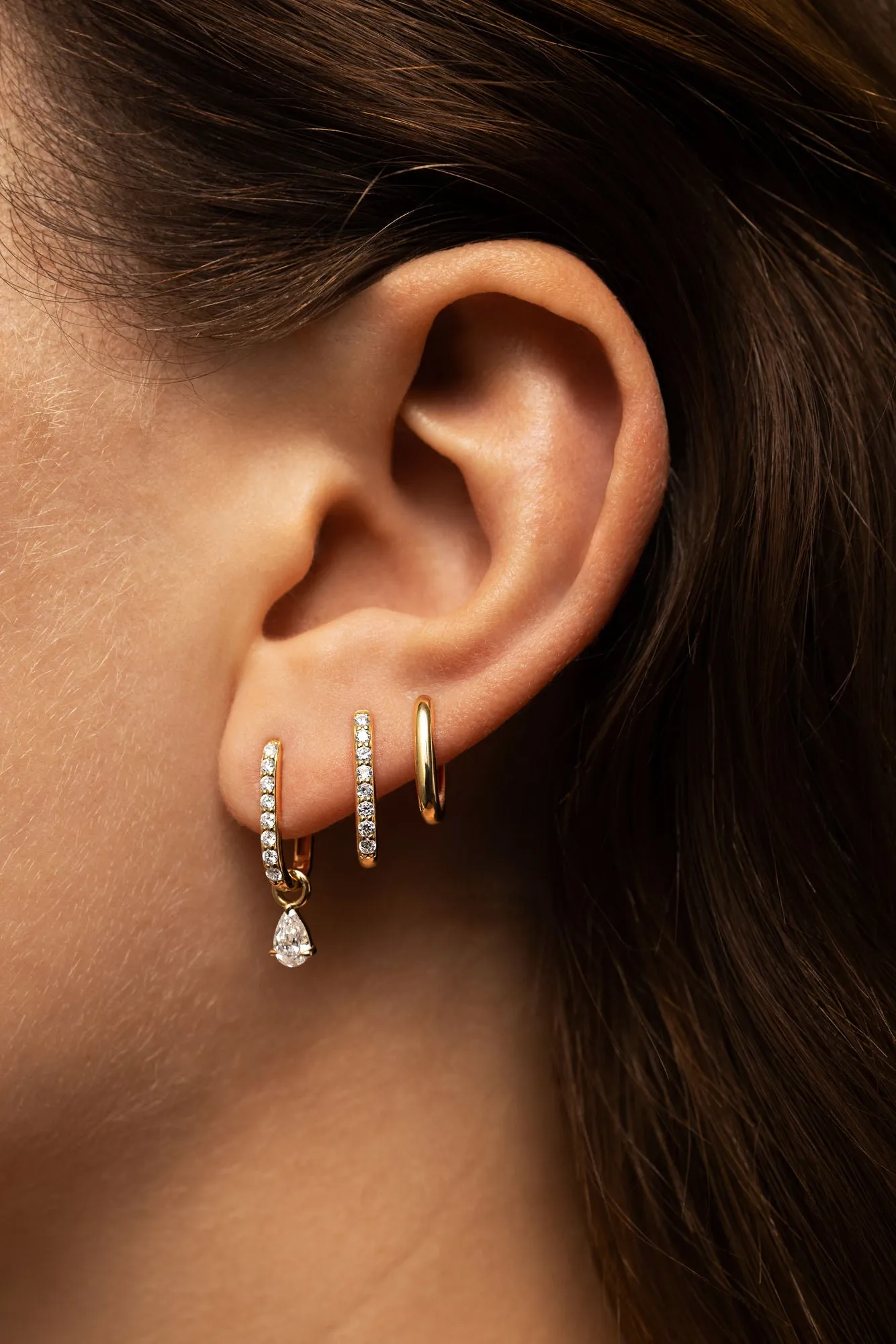 Allday 14K Whitegold Huggies w. Diamonds