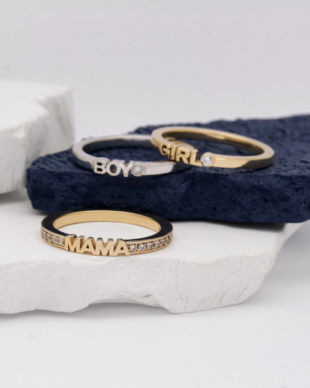 Becoming Girl 14K or 18K Rosegold Ring w. Lab-Grown Diamond