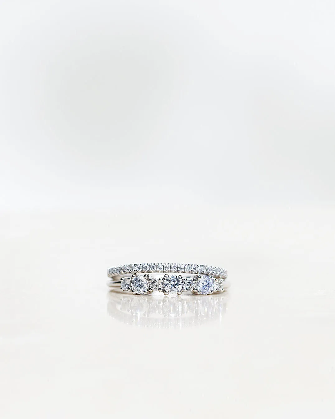 Brigitte 18K Gold, Whitegold or Rosegold Ring w. Diamonds