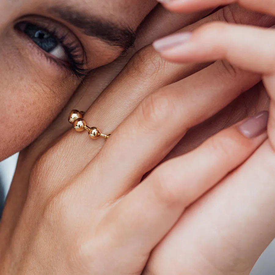 Cosmic Dreams 18K Gold Ring w. Lab-Grown Diamond