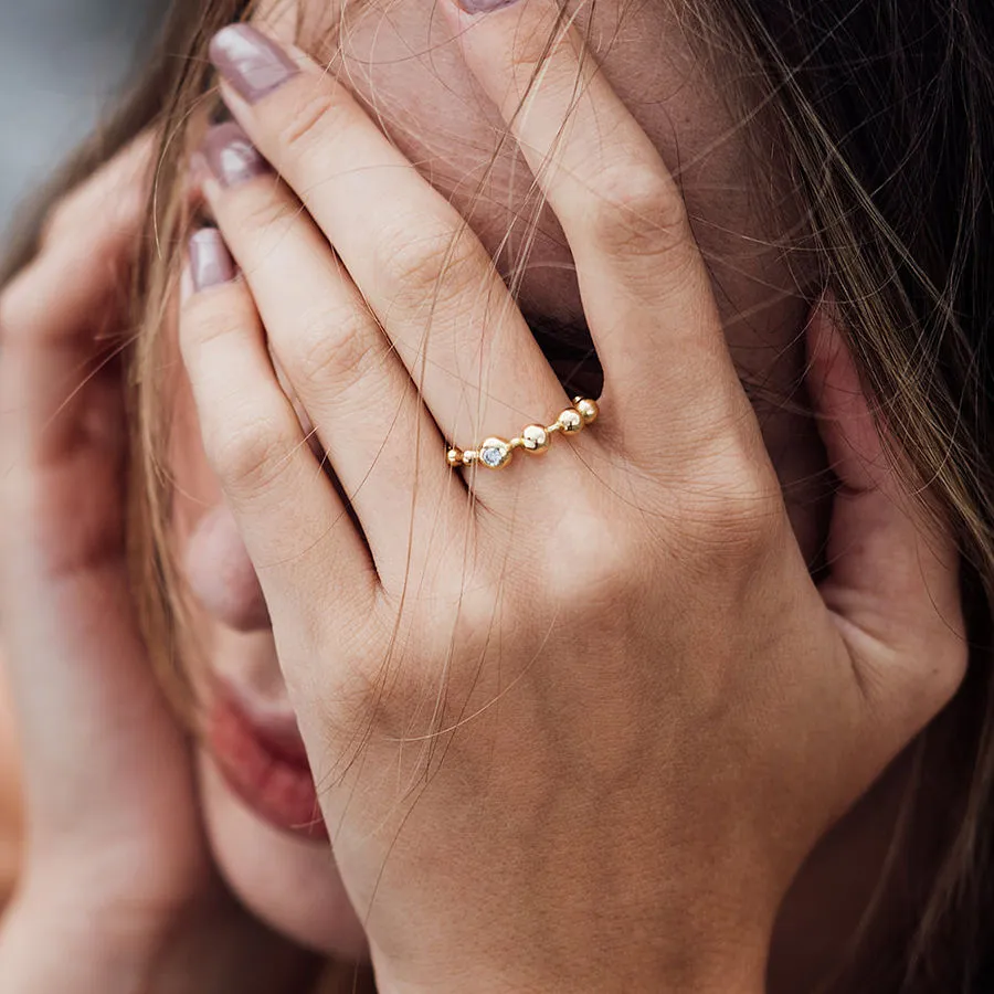 Cosmic Dreams 18K Gold Ring w. Lab-Grown Diamond