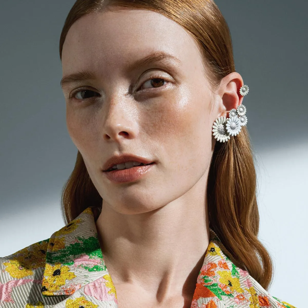 Daisy x Stine Goya Big Silver & White Ear Cuff