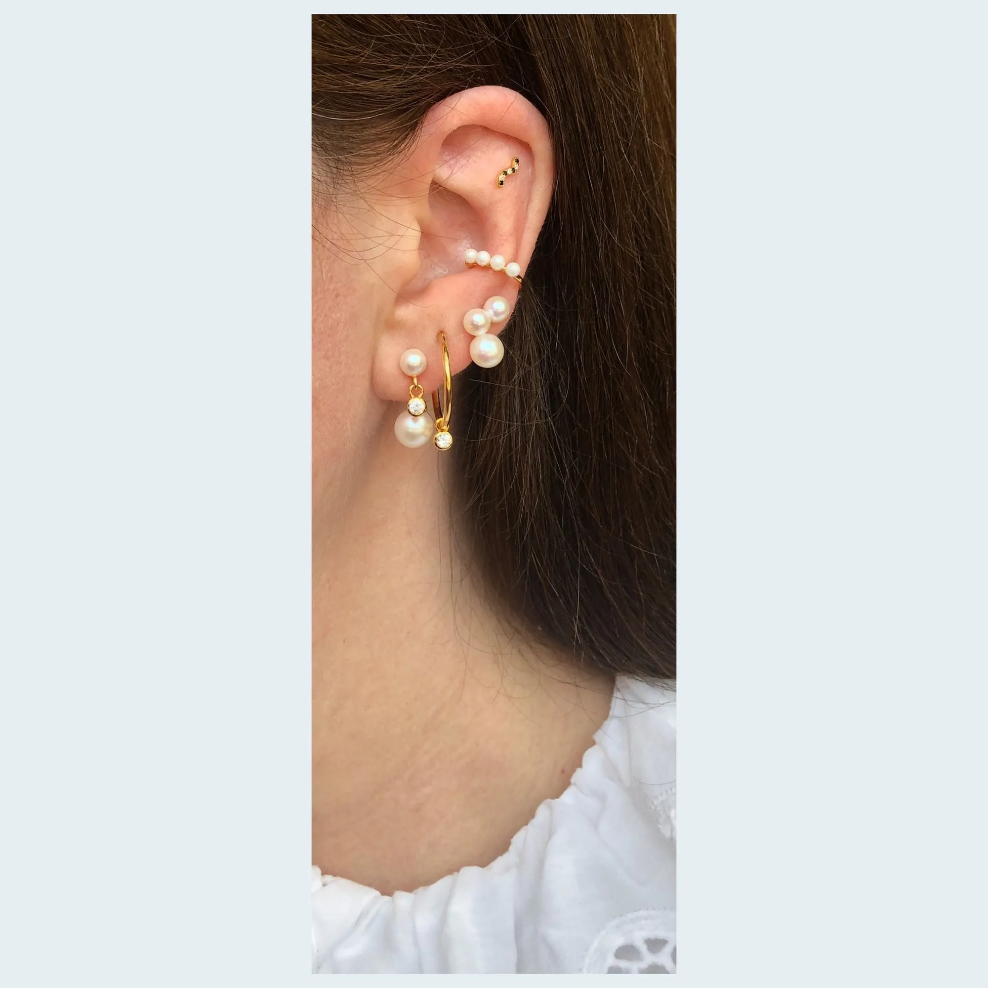 Deux 18K Gold Plated Stud w. White Pearls