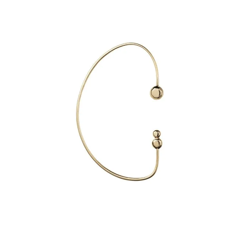 Dropping Still 18K Gold Earring