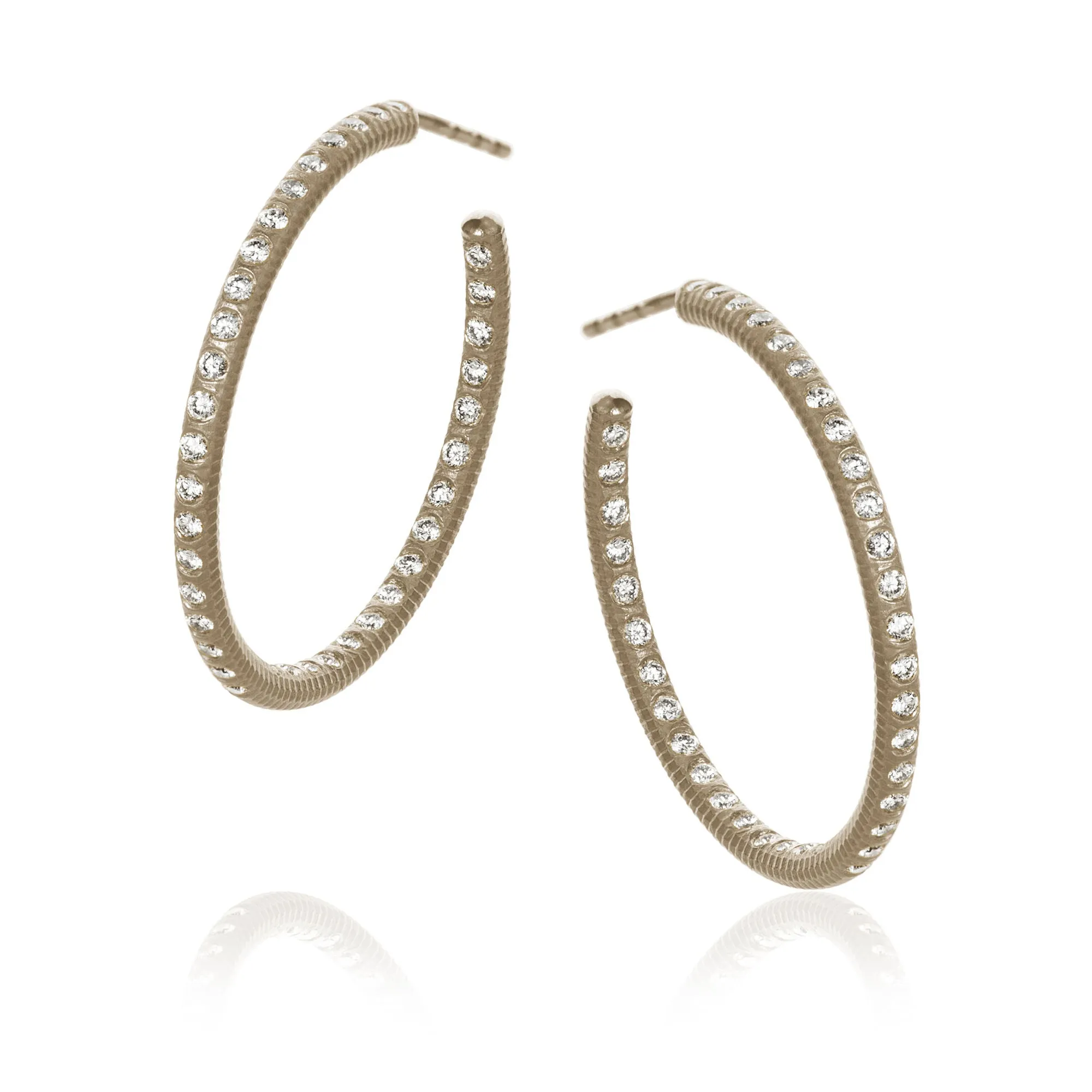 Esme Galaxy Large 18K Whitegold Hoops w. Diamonds