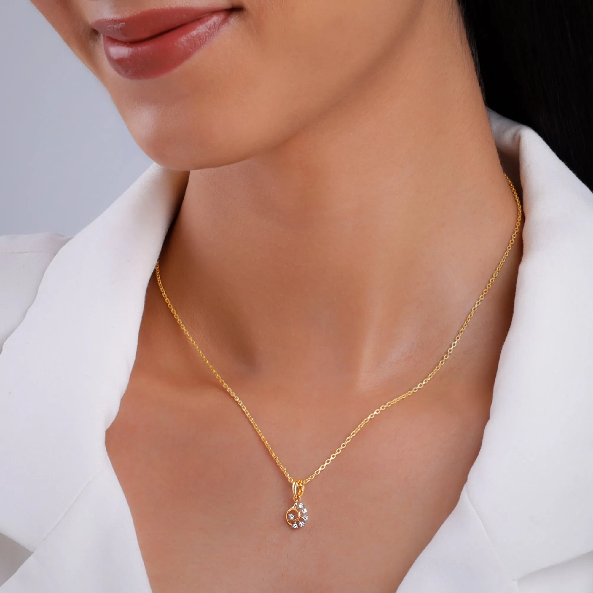 Gold Unfurl Diamond Pendant Giva