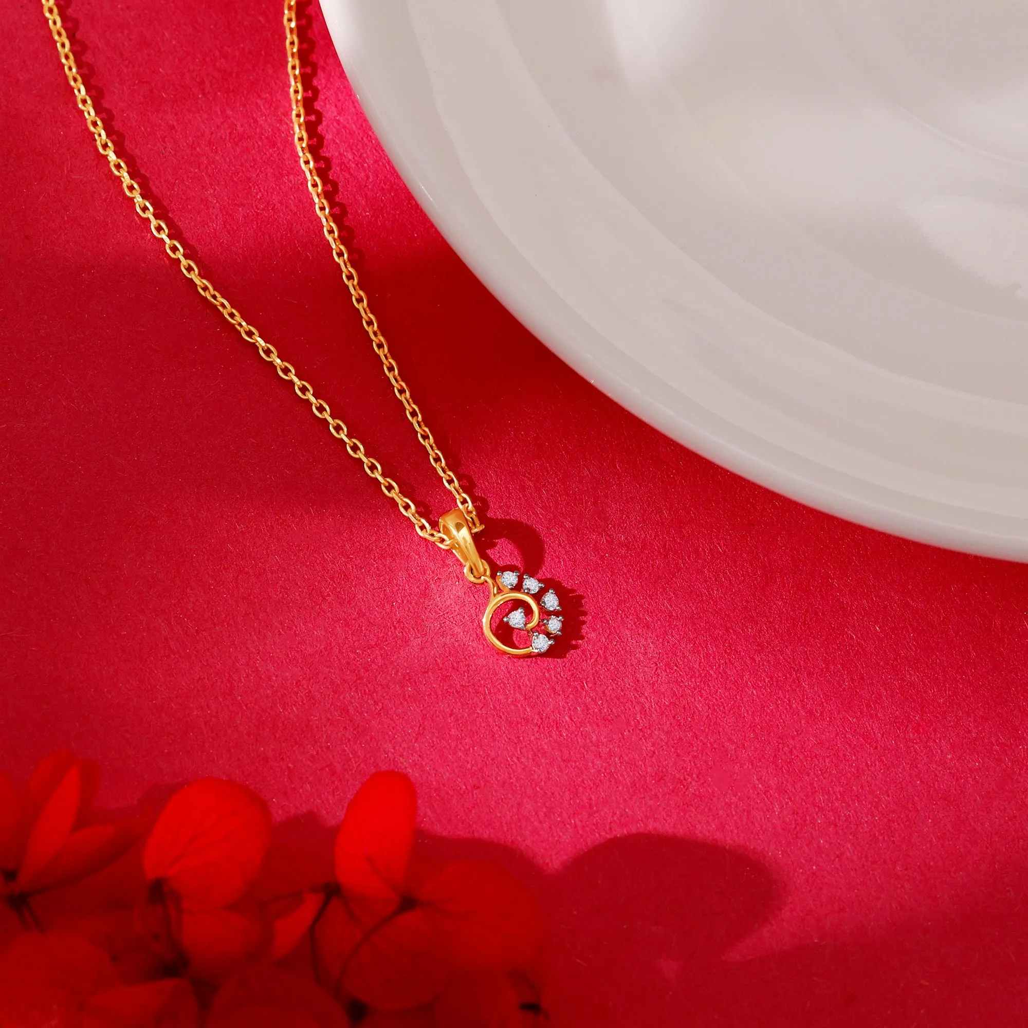 Gold Unfurl Diamond Pendant Giva