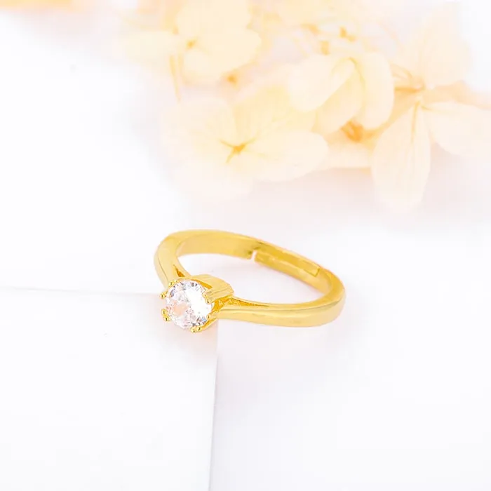 Golden Etheral Beauty Ring Giva