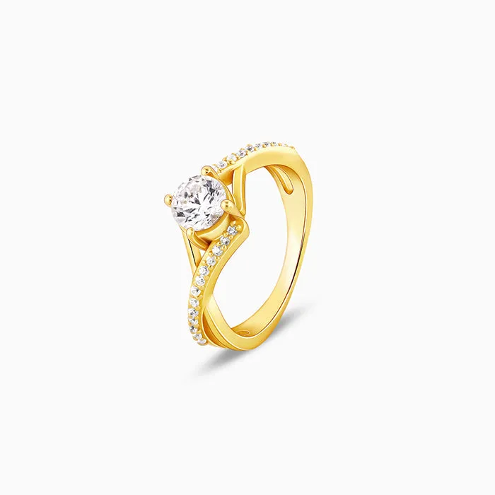 Golden Rhomboid Ring Giva