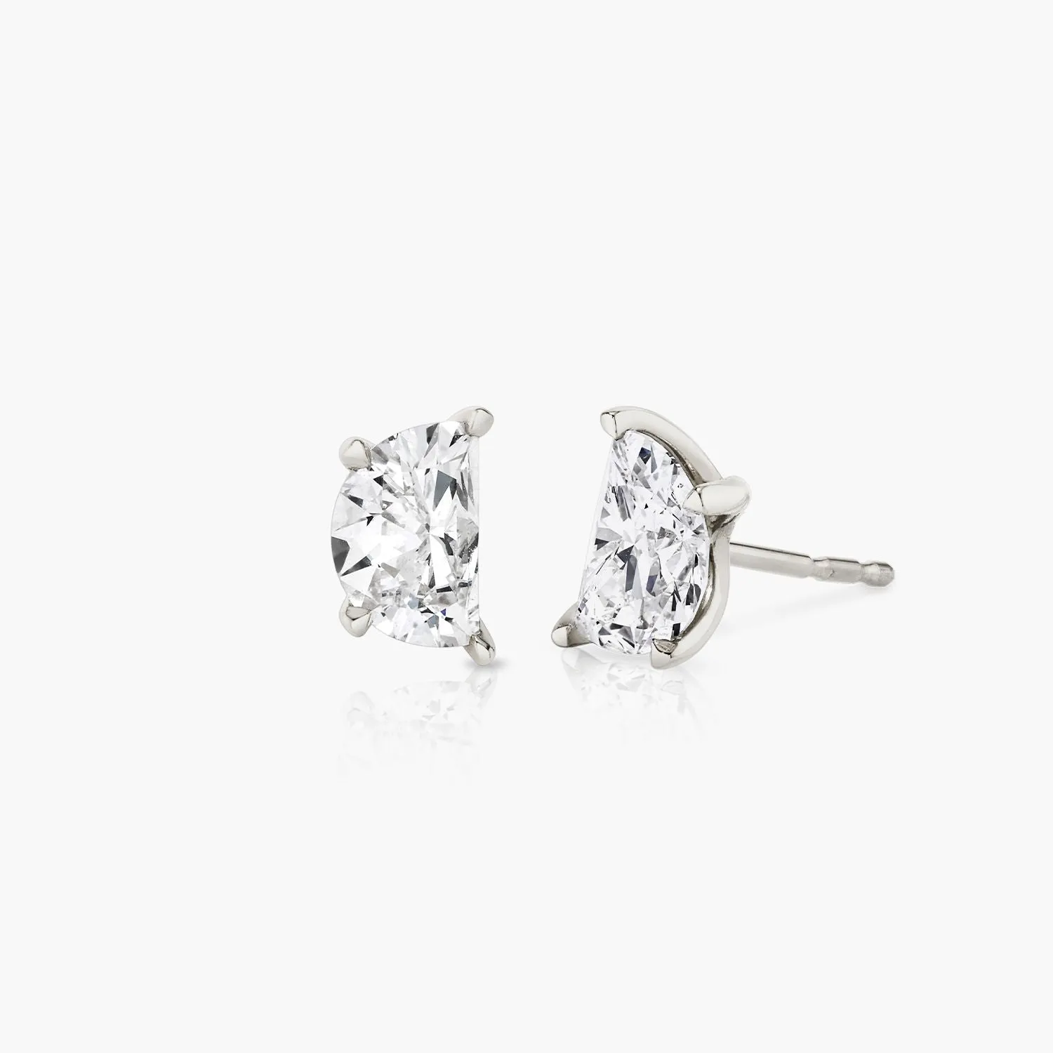 Iconic Half Moon 14K Whitegold Studs w. Lab-Grown Diamonds, 0.75 ct.