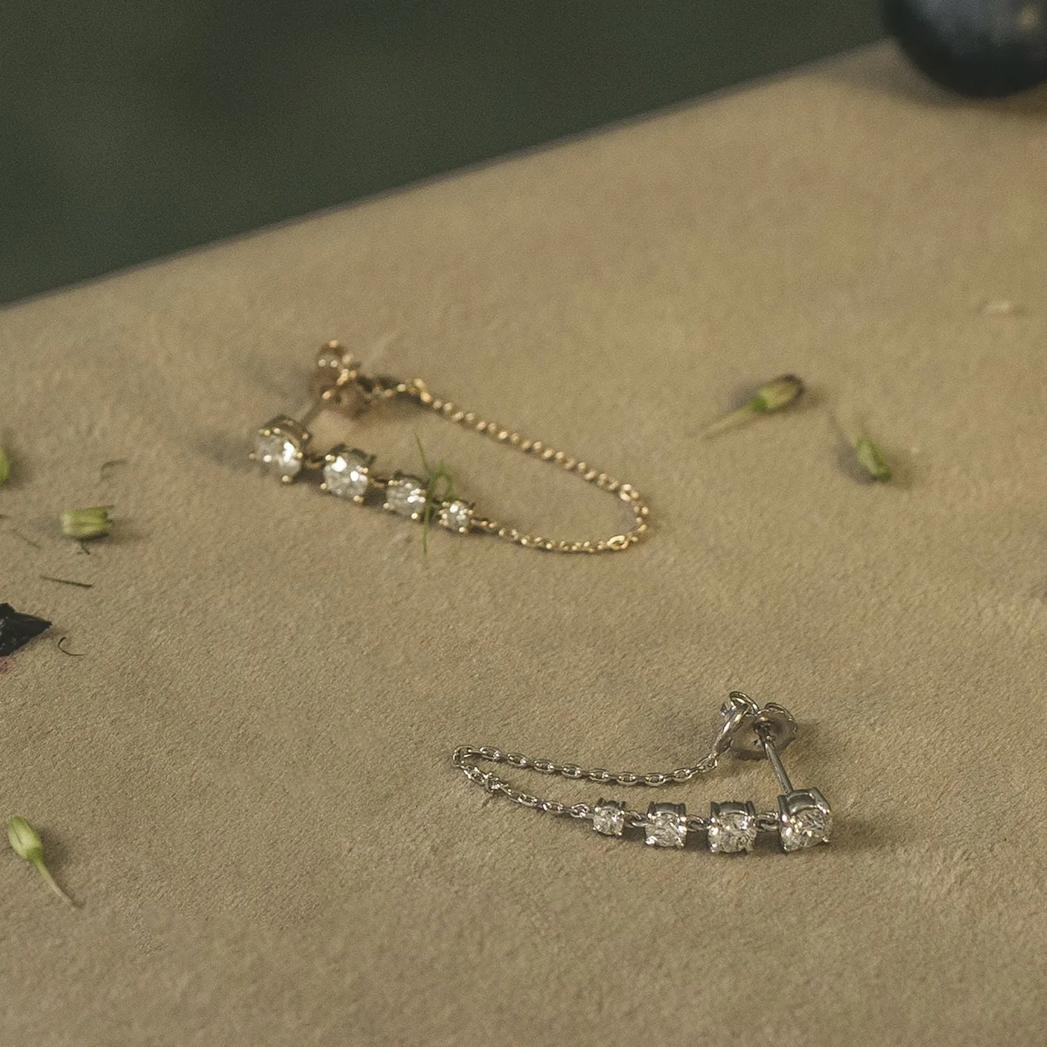Linked 14K White Gold Tennis Earrings w. 1.10ct Lab-Grown Diamonds