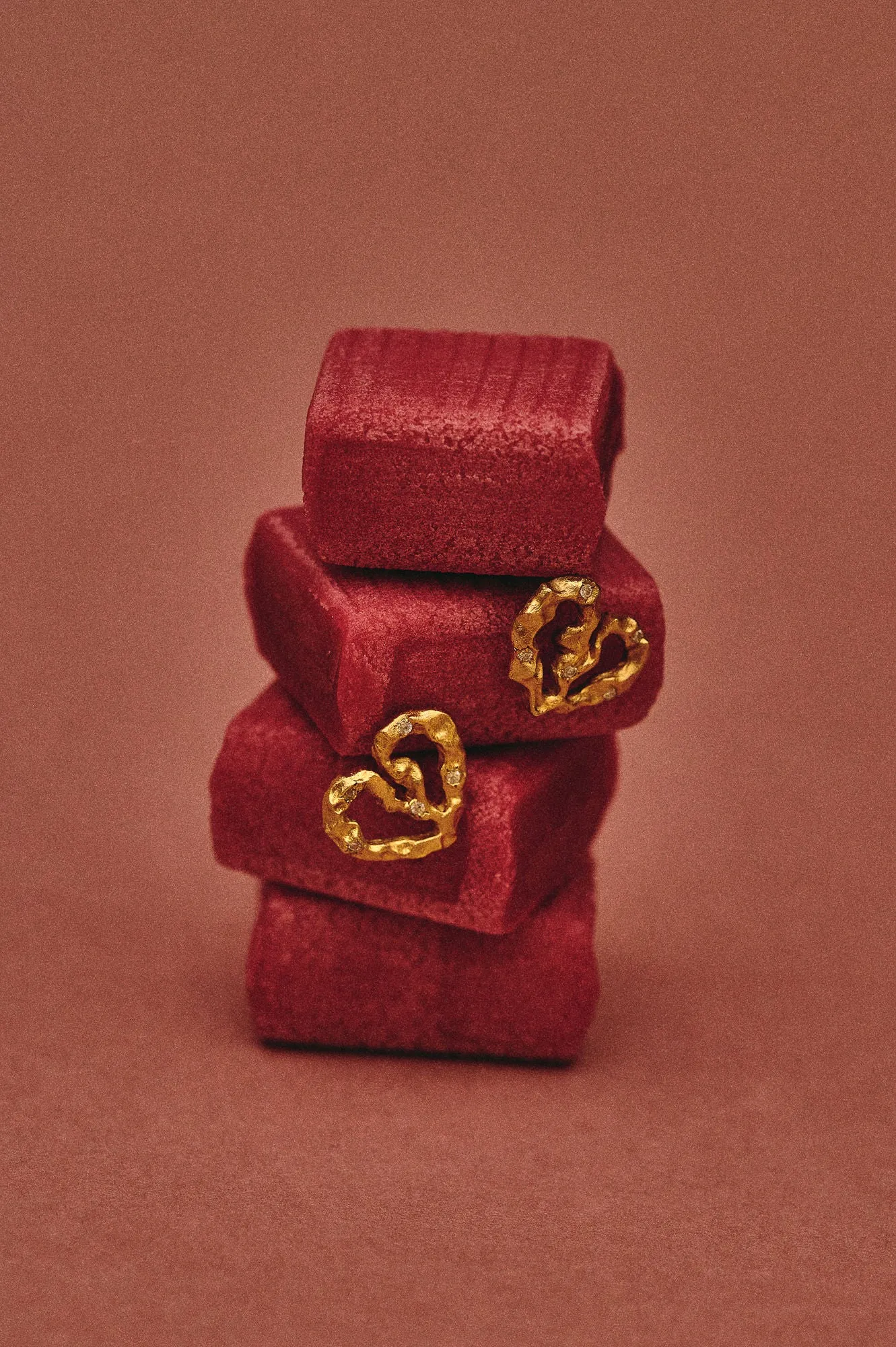 Love me not 18K Gold Earrings