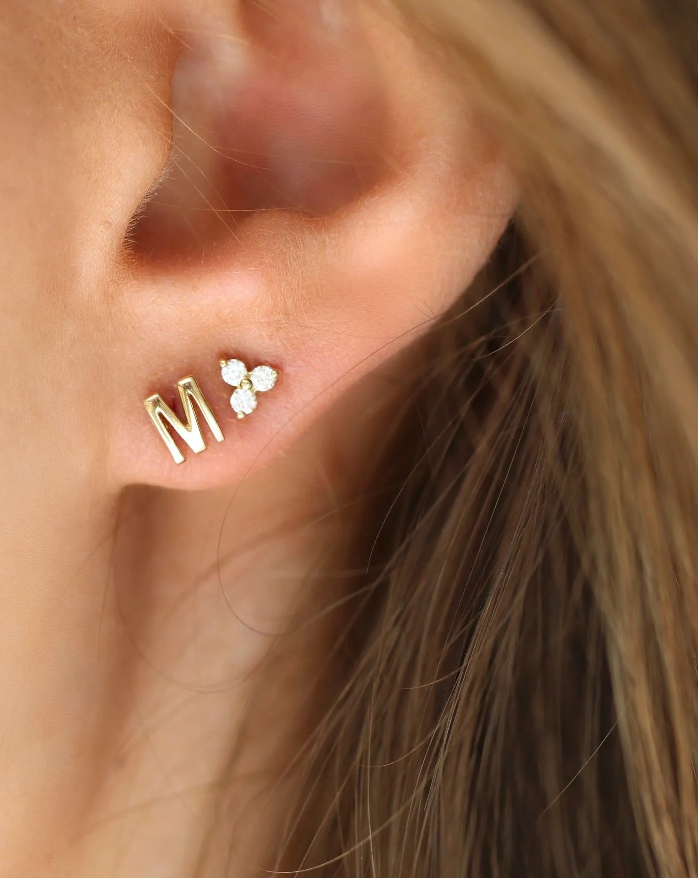 My X 18K Gold Stud w. Diamond