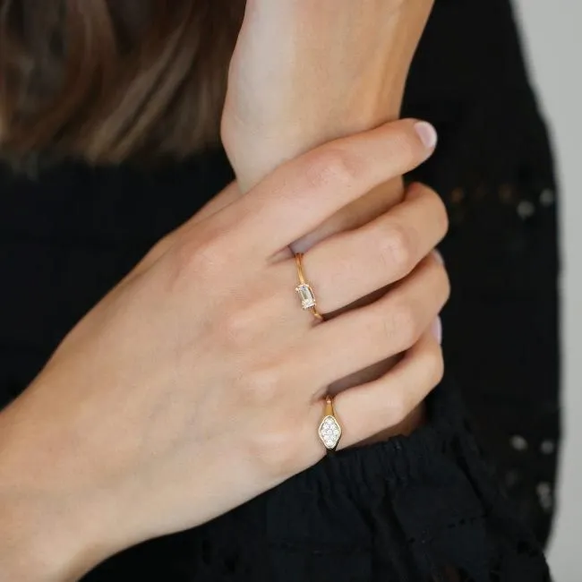 Nord 18K Gold Ring w. White Topaz