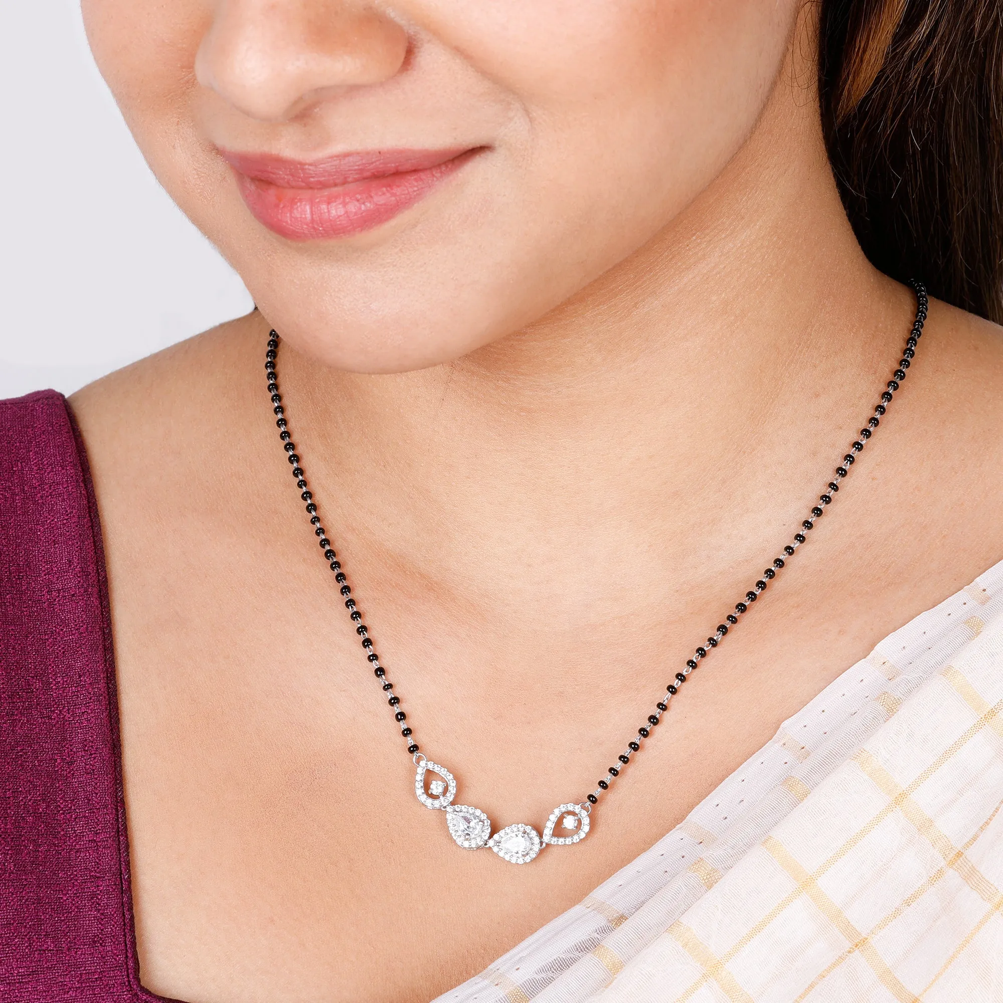 Silver Alluring Mangalsutra Giva