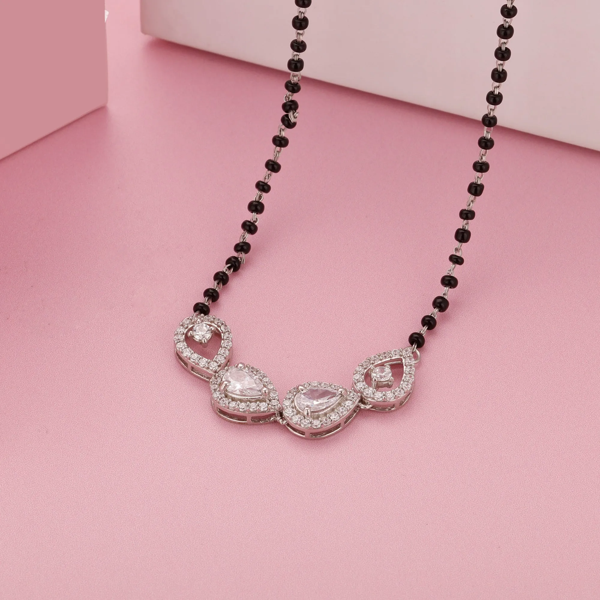 Silver Alluring Mangalsutra Giva