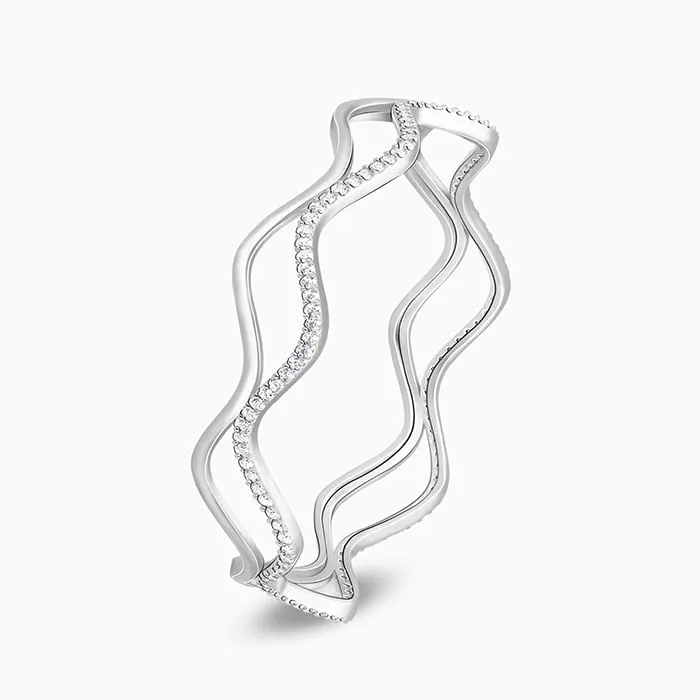 Silver Shiny Wave Bangle Giva