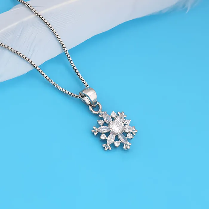 Silver Snowflake Pendant With Box Chain Giva