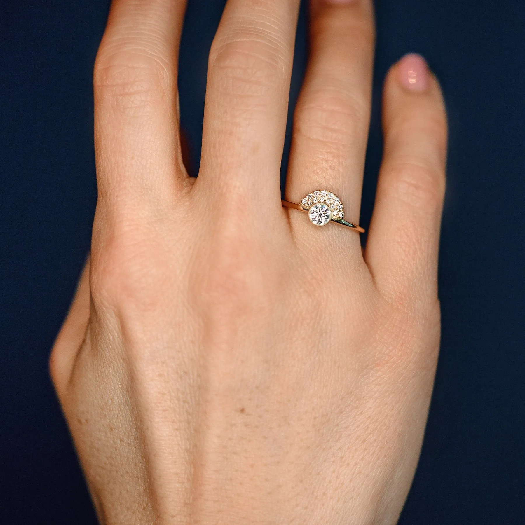 The Half Halo - 18k Gold / 48