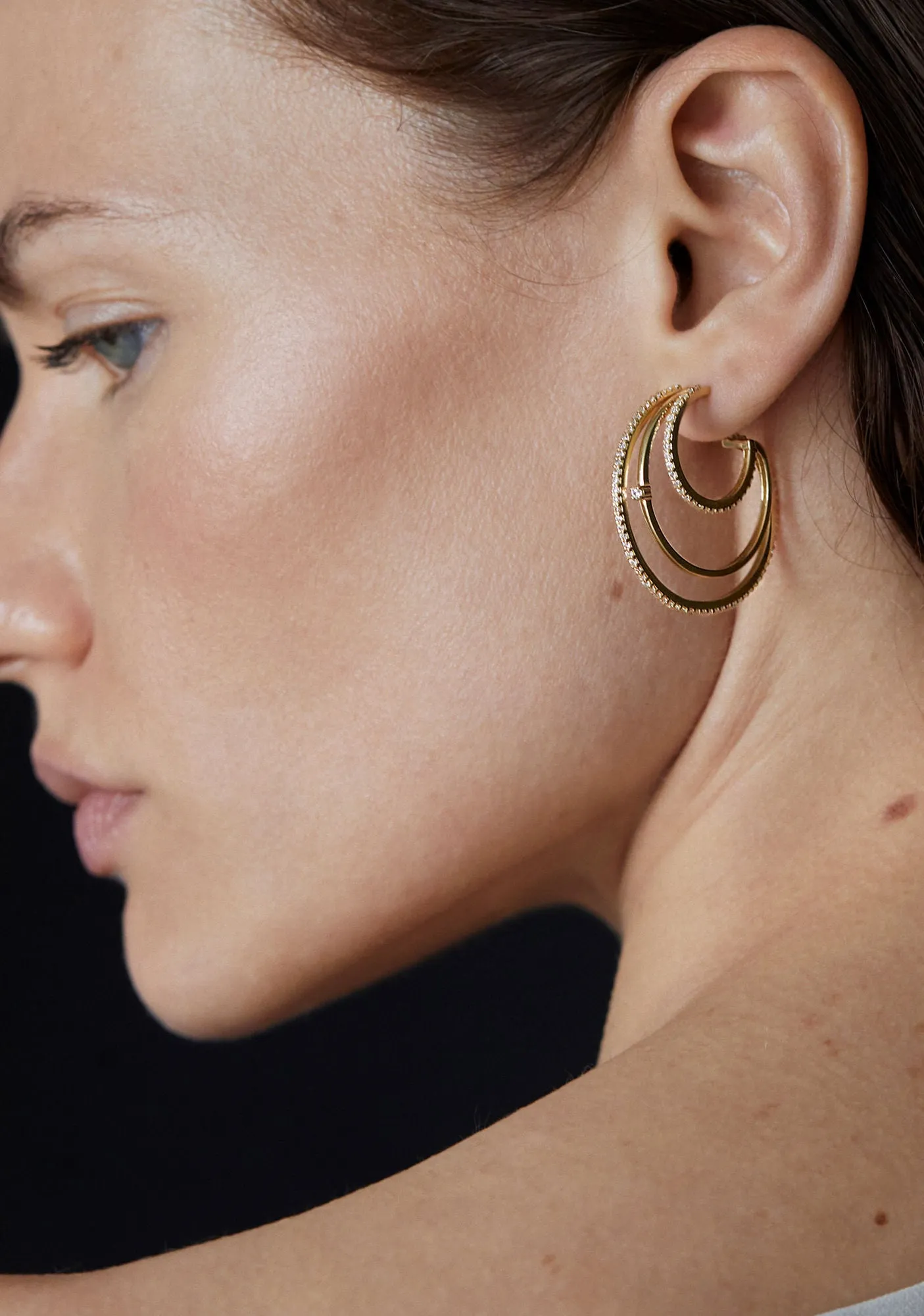 Triple Line 18K Whitegold Hoops w. Lab-Grown Diamonds