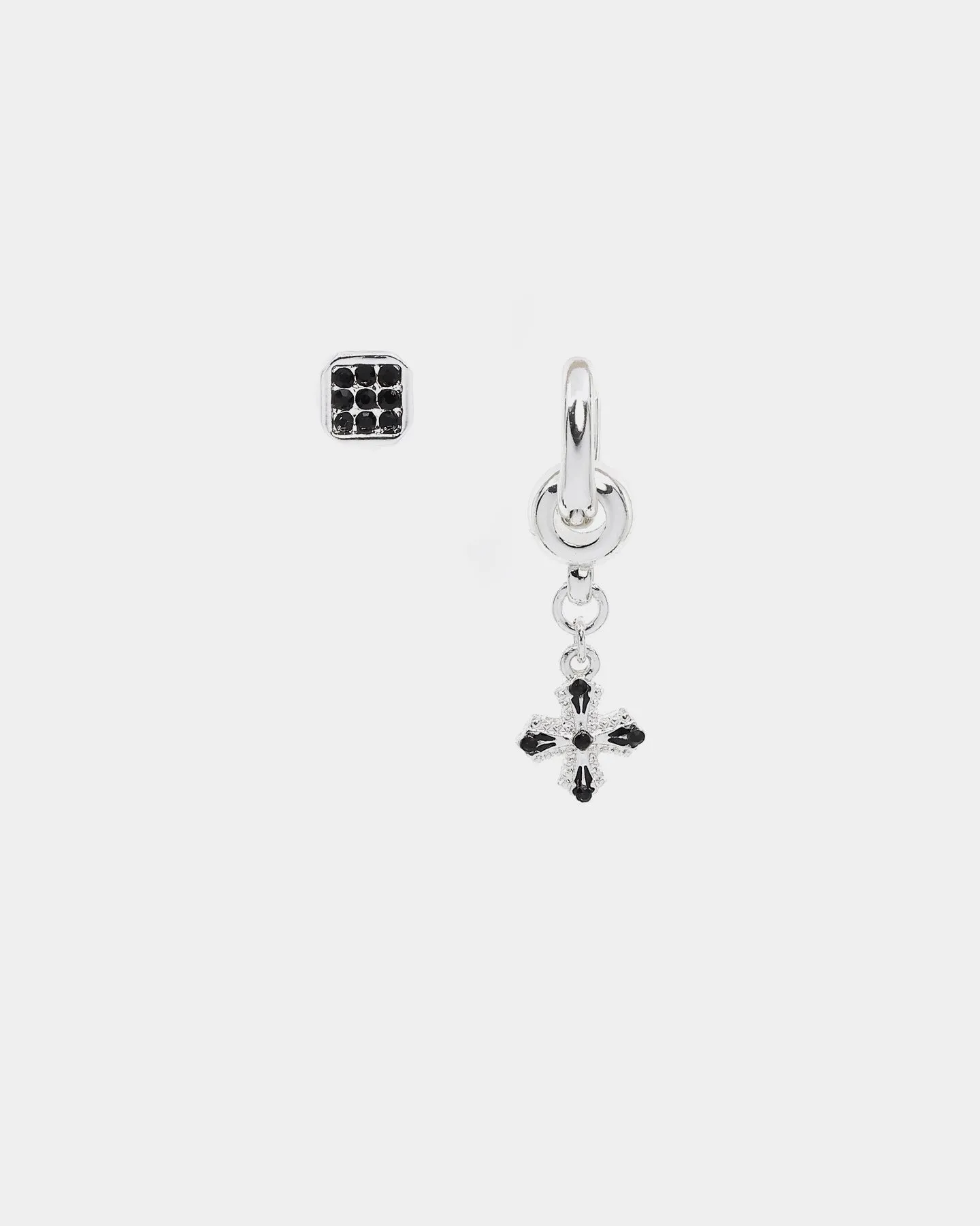 Wild for the Weekend Scripted Cross Stud Set Silver