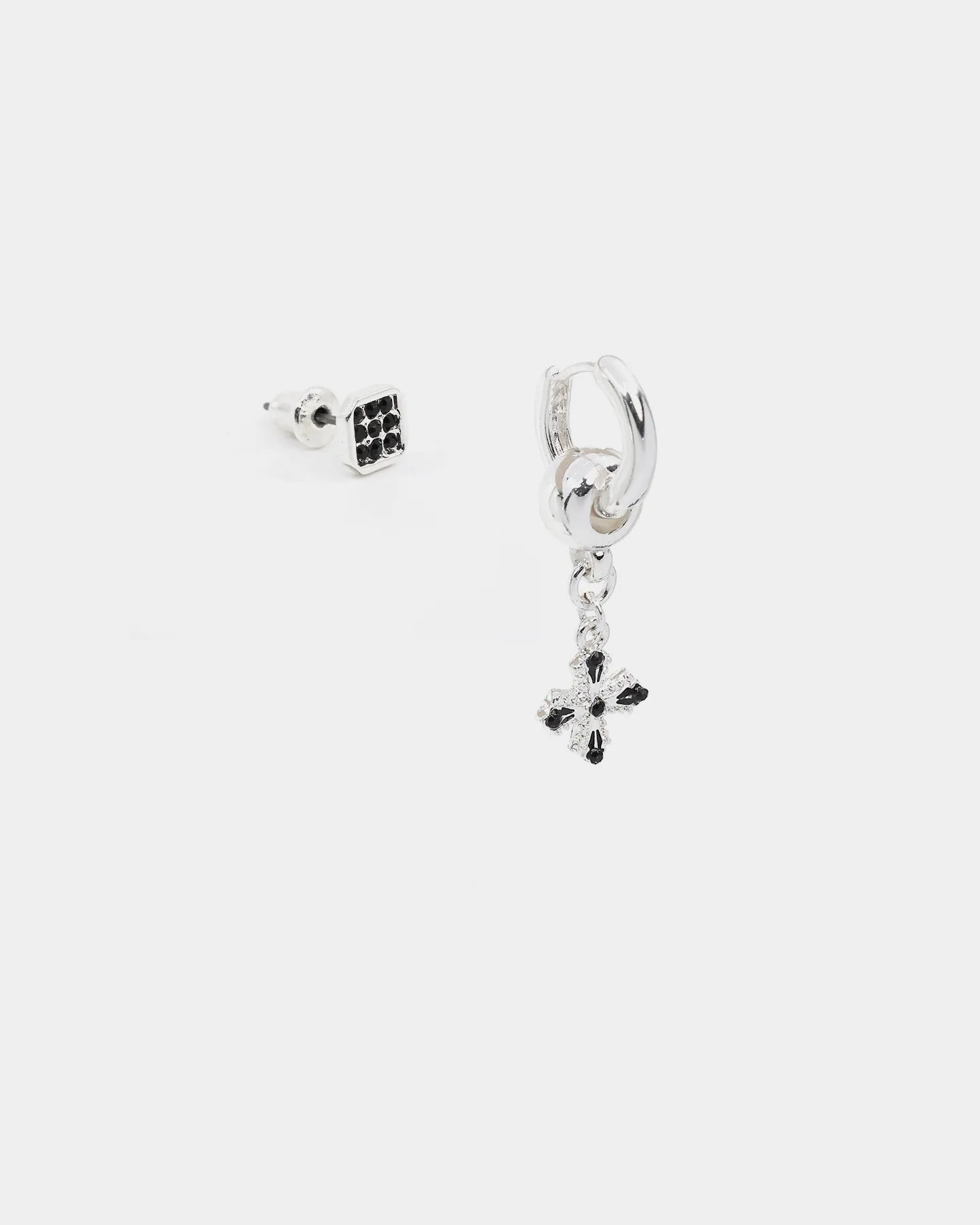 Wild for the Weekend Scripted Cross Stud Set Silver